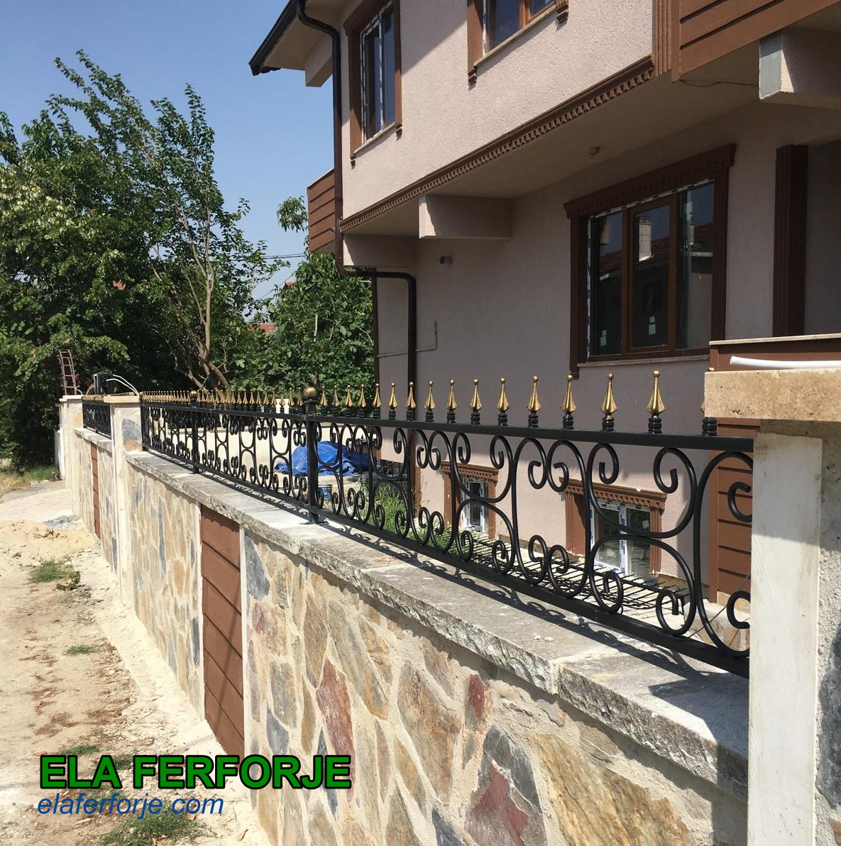 Ferforje bahçe duvar korkuluğu fiyatları